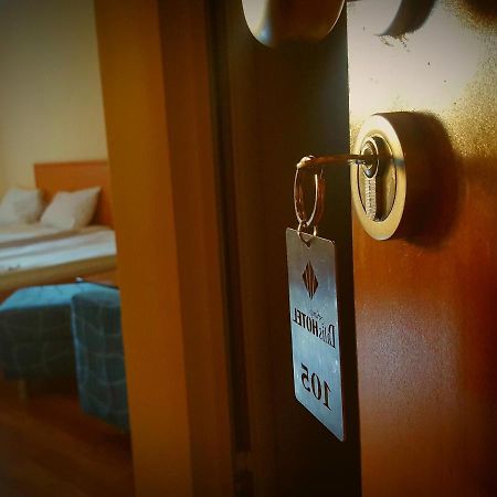 Family Hotel Dalis Sofia Buitenkant foto