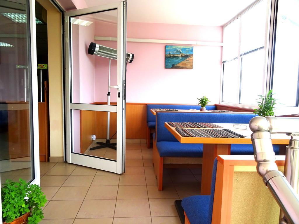 Family Hotel Dalis Sofia Buitenkant foto