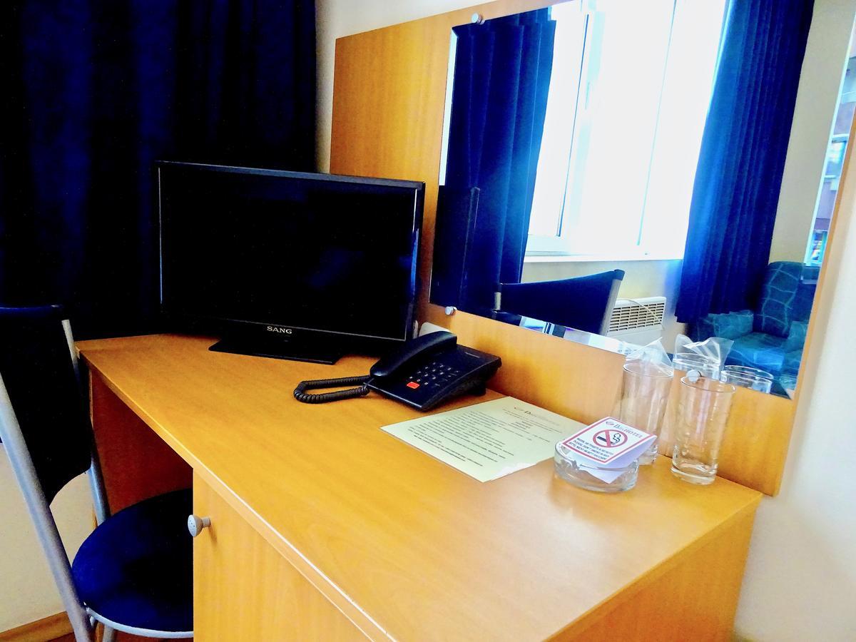 Family Hotel Dalis Sofia Buitenkant foto
